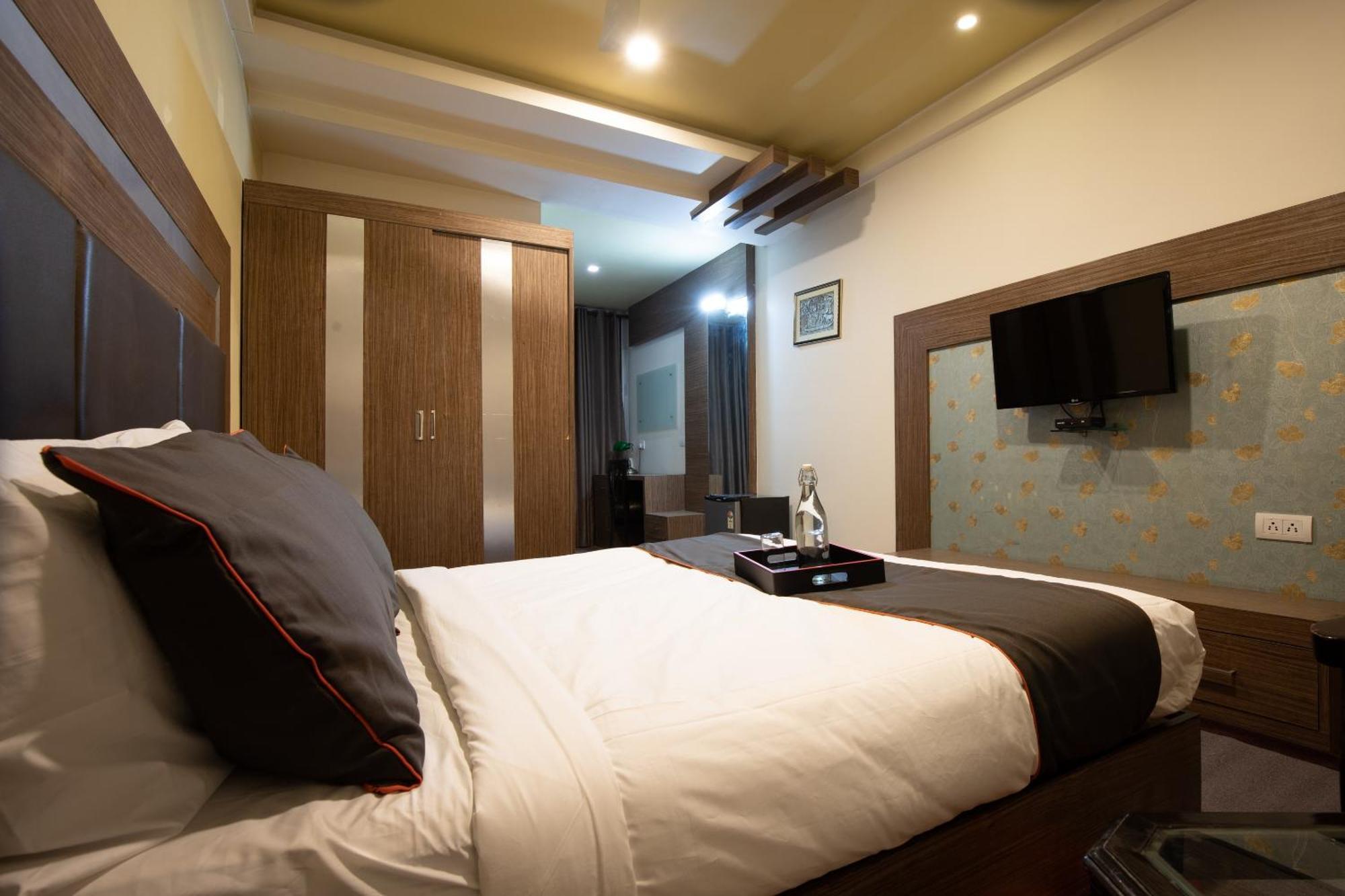 Hotel Super Collection O Golden Avenue à Thiruvananthapuram Extérieur photo