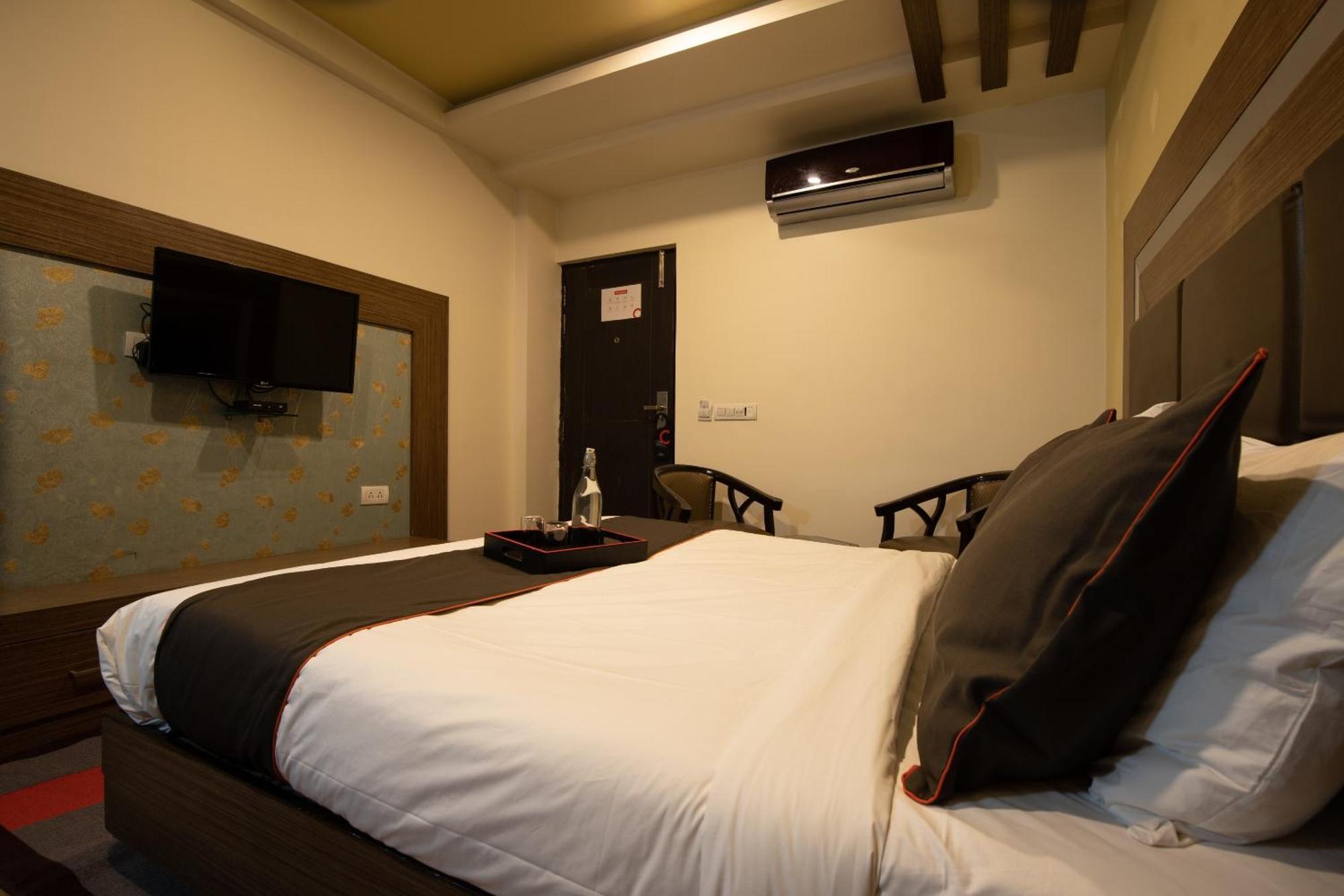 Hotel Super Collection O Golden Avenue à Thiruvananthapuram Extérieur photo